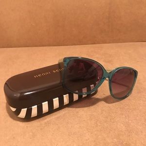 Henri Bendel Two Tone Blue Sunglasses